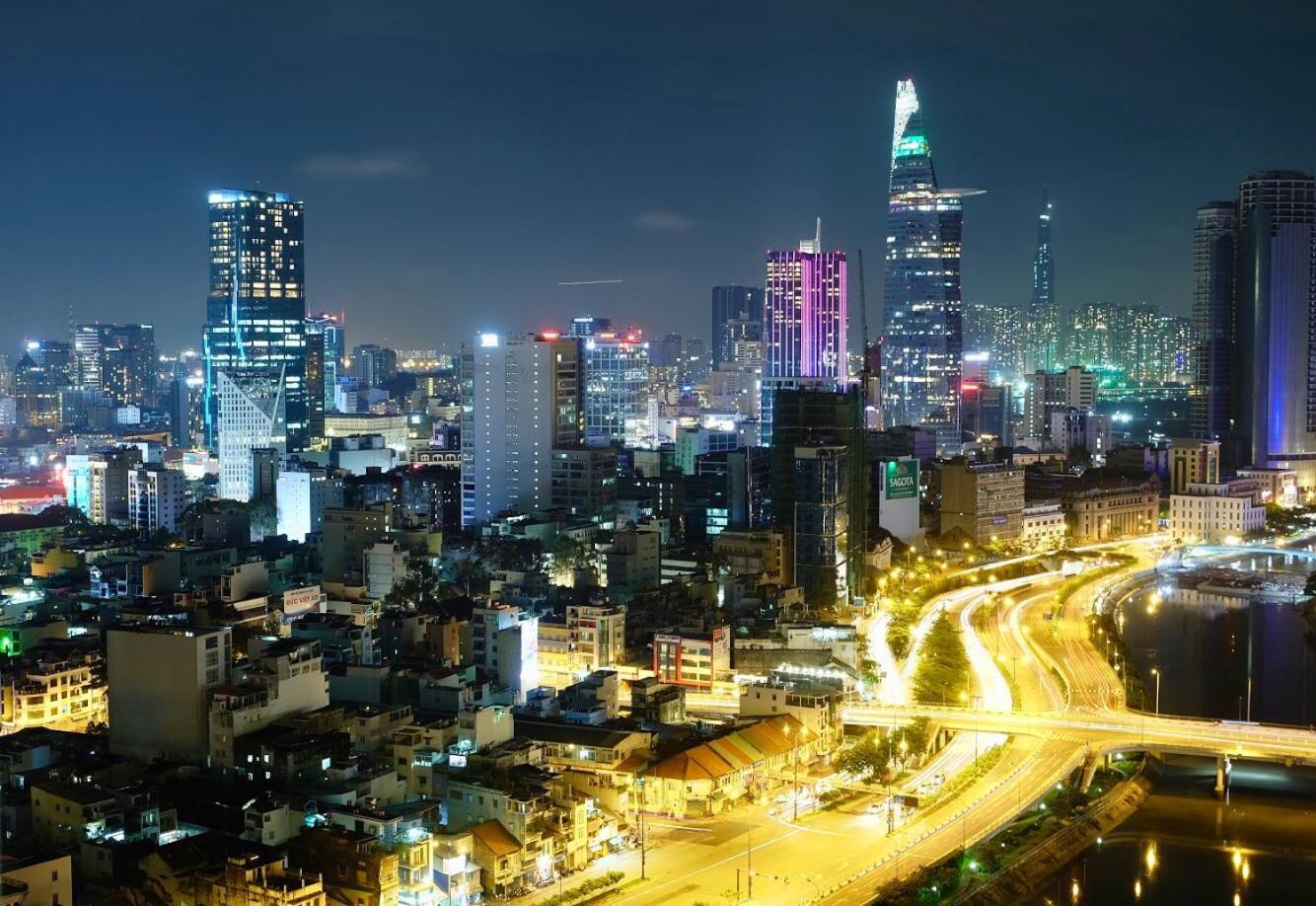 Spacious Saigon - Infinity Pool In Rivergate Хошимин Екстериор снимка